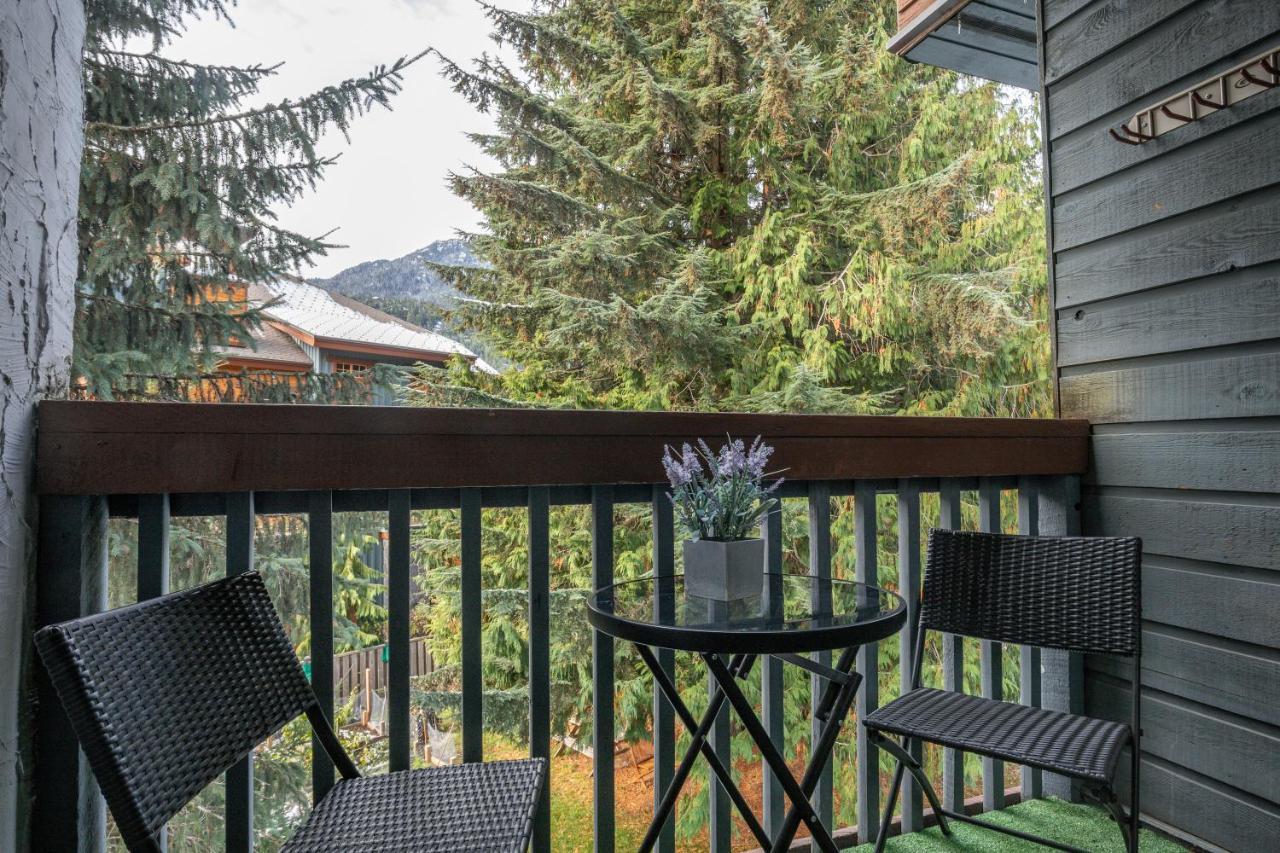 Gorgeous Whistler Creekside Studio Lägenhet Exteriör bild